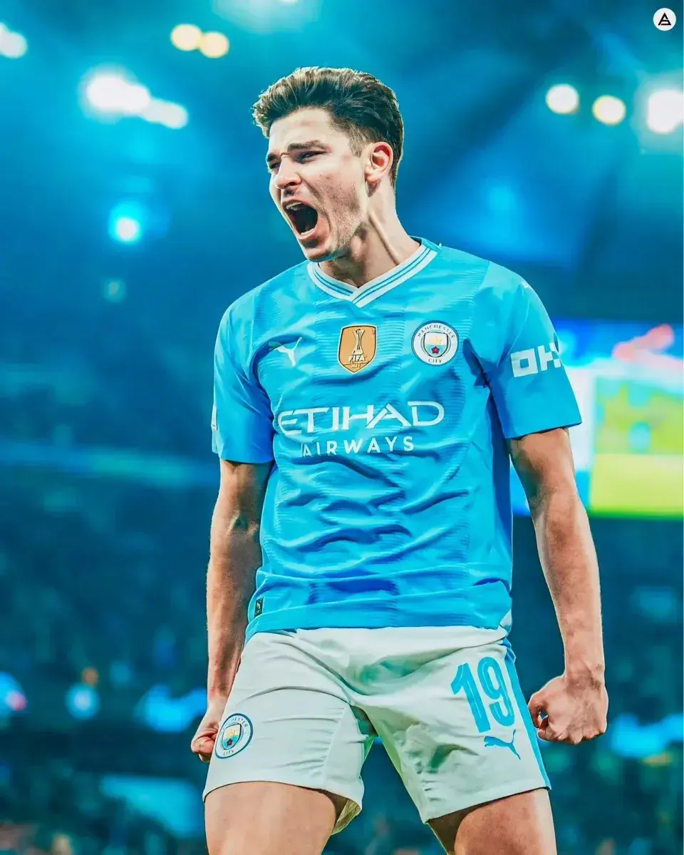 包含巴黎圣日耳曼球员寻求更多上场时间的词条